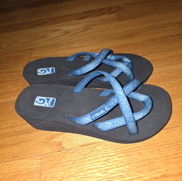 Teva Mush Wedge Sandals Womans Size 6 - Picture 1 of 6